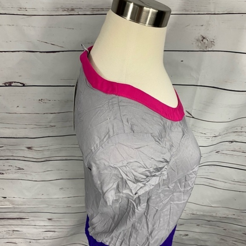 Splendid Grey‎ Color Block Top - Picture 3 of 9